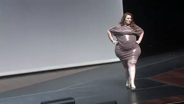 Ніжки Бабі на смотреть красивий секс прокат