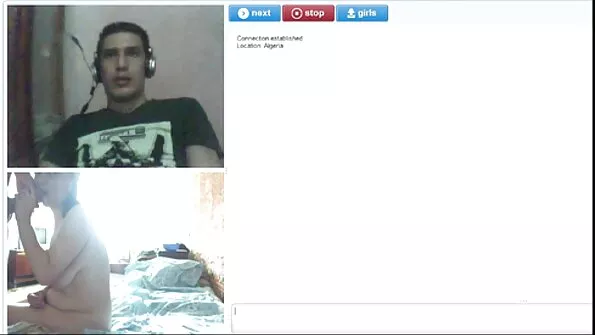 Потрійний порно красивих дівчат розрив щілин.