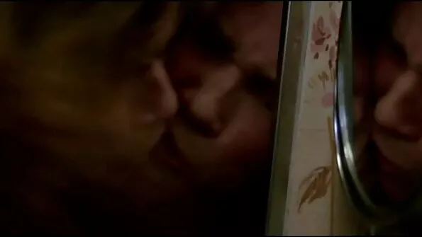 У продуктовий порно красивих дівчат кошик.