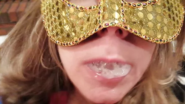 Зі порно красивих мам зведеною сестрою можна не тільки в теніс грати.