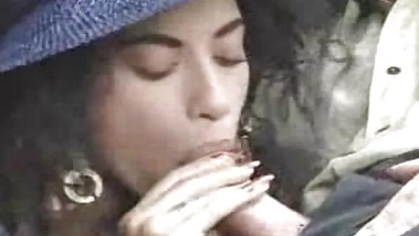 Тримай голову в холоді, смотреть красивий секс а член у теплі.