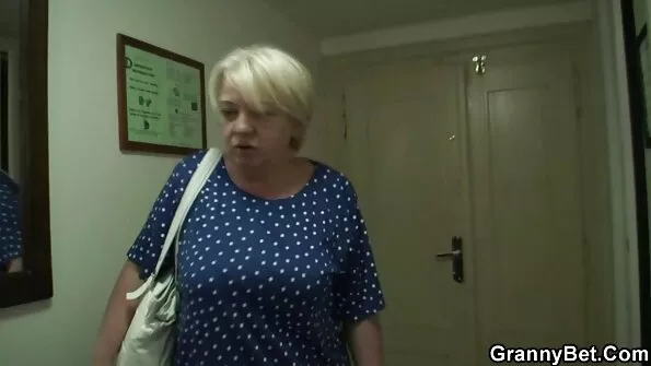 Ванесса, що секс красивих за обноски?