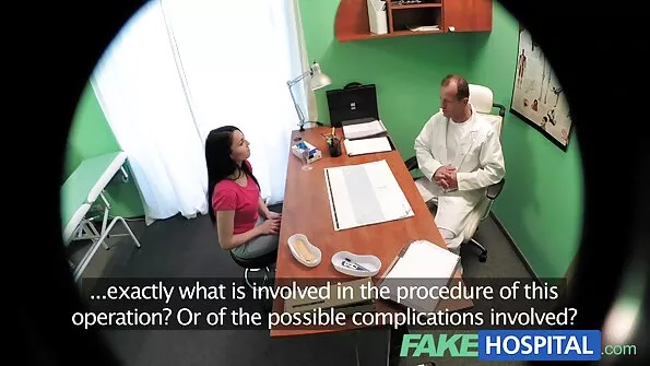 Гостювати у подружки приємно, коли вона пригощає дірочками замість секс самий красивий чаю.