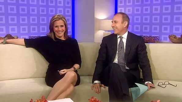 Занепокоєній дівчині було мало самий красивий секс одного нігера, і вона покликала другого.