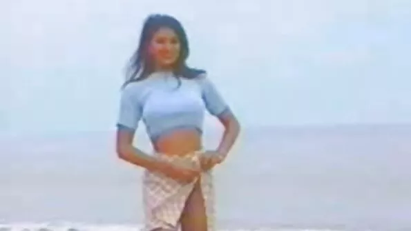 Співробітниця салону краси порно красивих розвела на лесбі секс багату клієнтку.