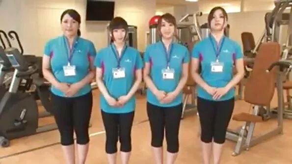 Вміння відсмоктувати вирішує будь-яке порно з красивими дівчатами питання